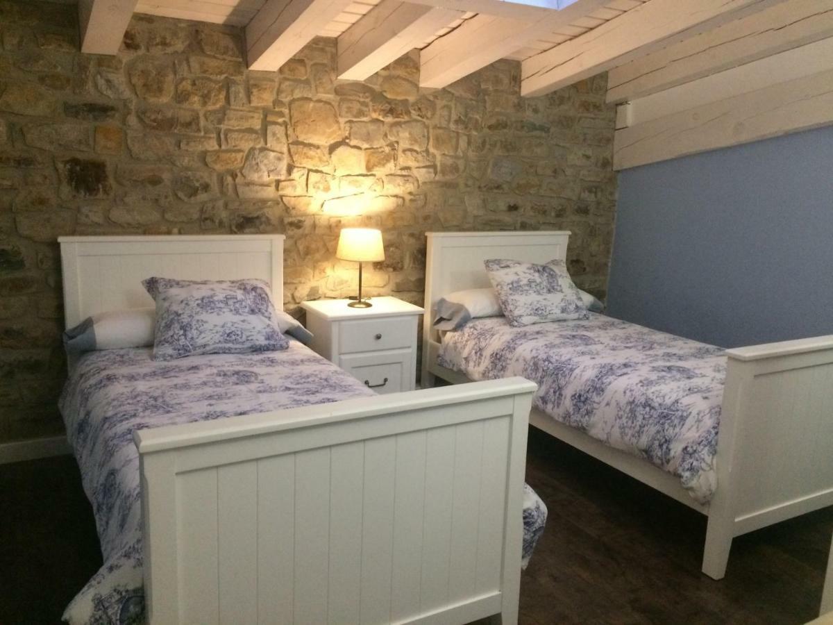 Casa Rural El Rincon De Maria บีโญสลาดา เด กาเมรอส ภายนอก รูปภาพ