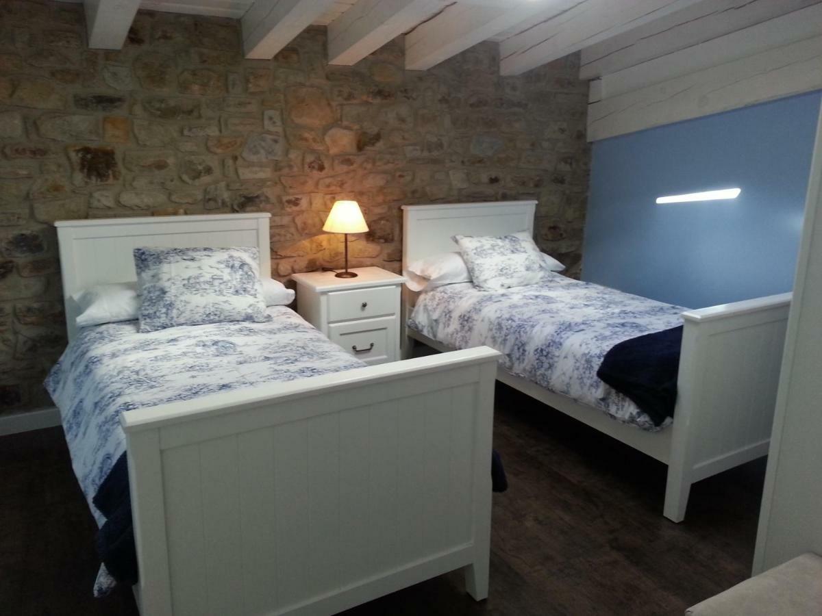Casa Rural El Rincon De Maria บีโญสลาดา เด กาเมรอส ภายนอก รูปภาพ
